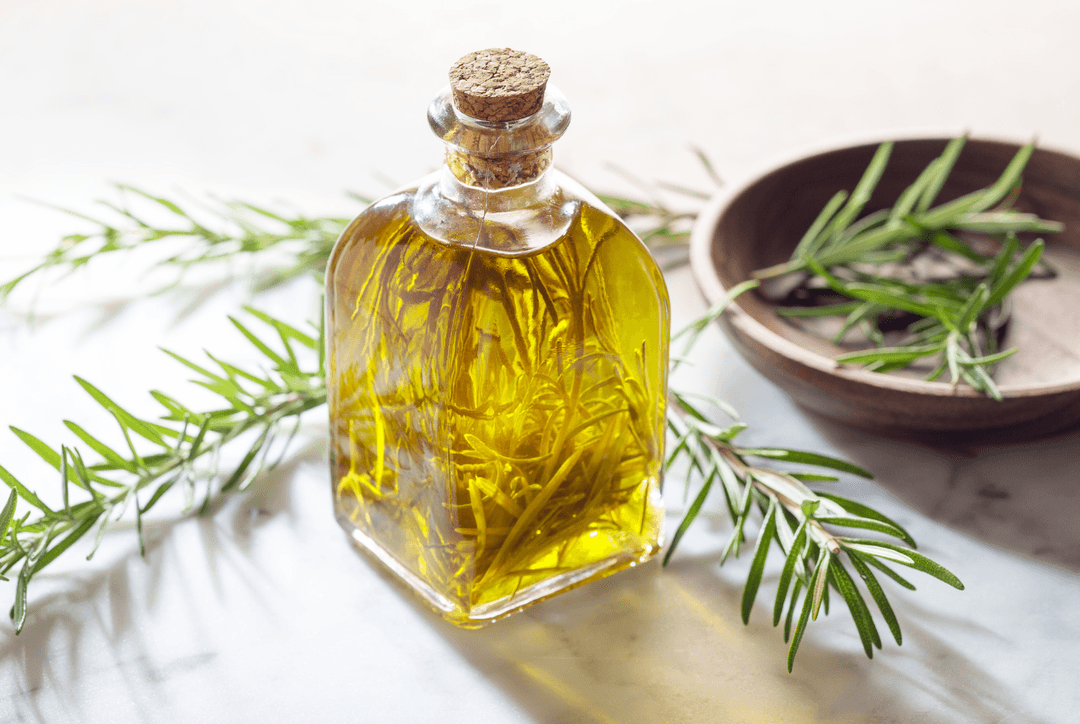 Rosemary Oil for Your Hair: Uses and Benefits Thumbnail