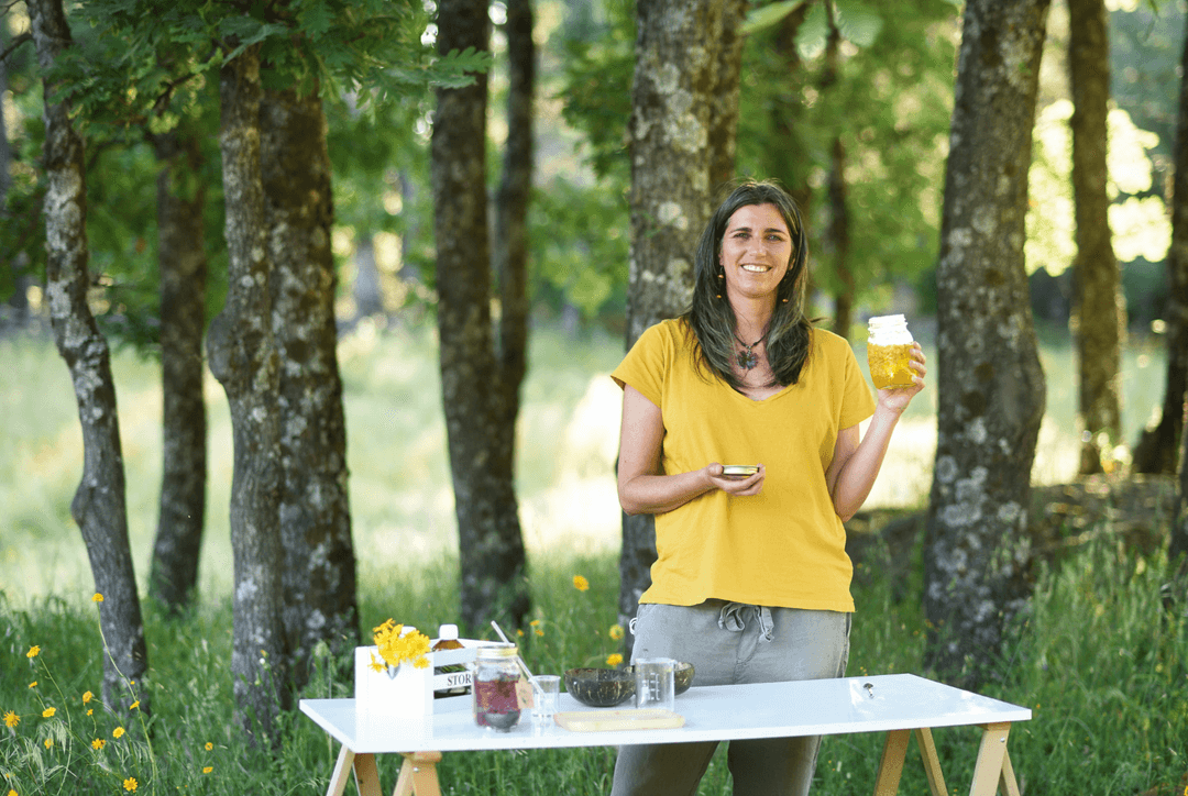 How to become a Naturopath: Training & Best Online Courses Thumbnail