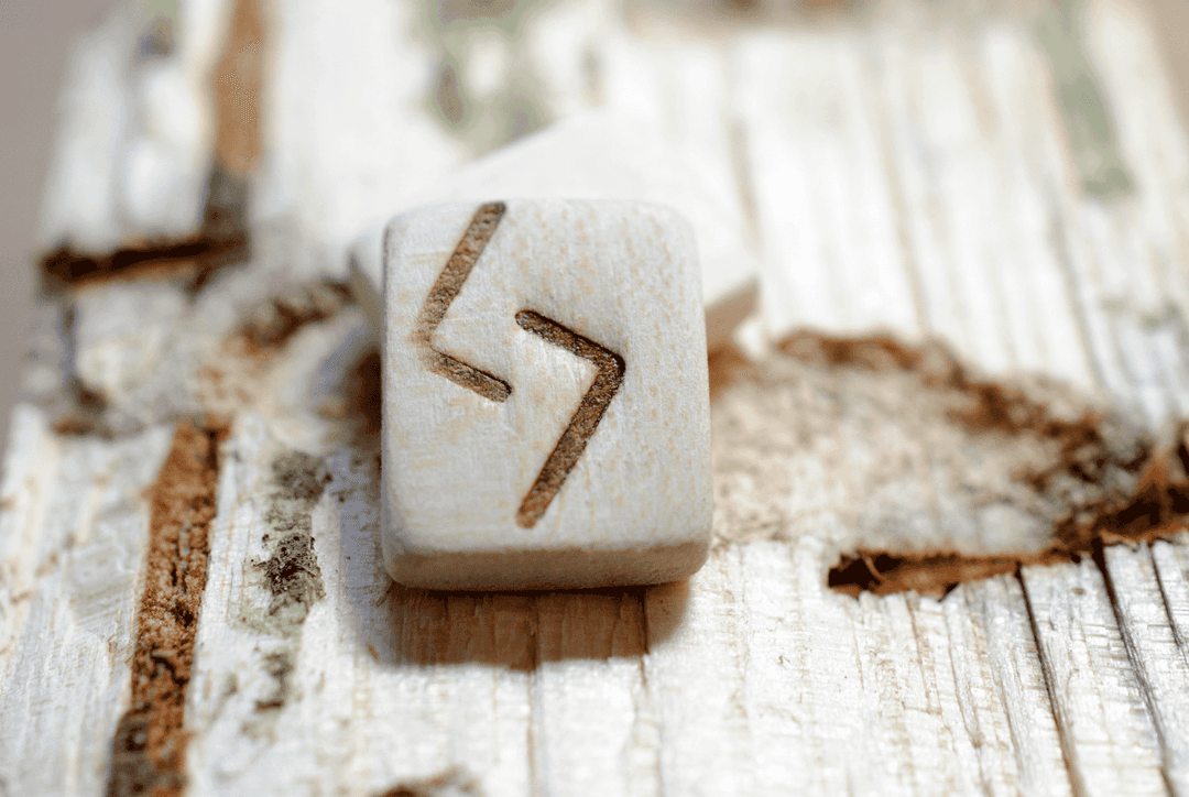 Jera Rune Meaning: Symbolism, Harvest & How to Use It Thumbnail