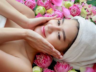 Step-by-Step Natural Facial Massage