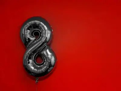 Number 8 in Numerology: Strengths, Weaknesses, & Spiritual Insights