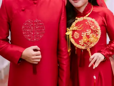 11 Chinese Wedding Traditions and Rituals