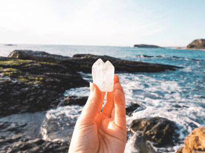Clear Quartz: Properties, Uses, and Crystal Healing