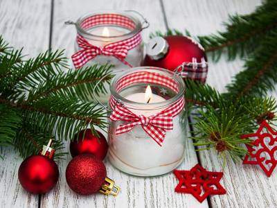 How to Make Scented Christmas Candles: A Step-By-Step Guide