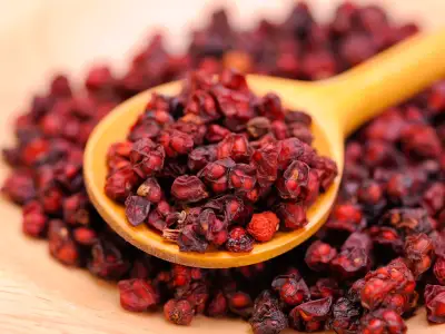 Schisandra Berry: Uses, Benefits, and Side Effects