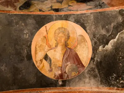 Archangel Chamuel: Signs, History, & Prayers