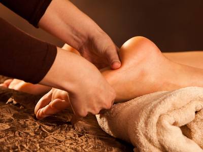 What is a Reflexology Massage? Understanding the Benefits and Techniques