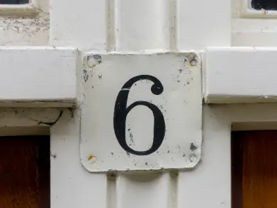 Number 6 in Numerology: Strengths, Weaknesses, & Spiritual Insights