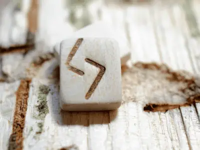 Jera Rune Meaning: Symbolism, Harvest & How to Use It