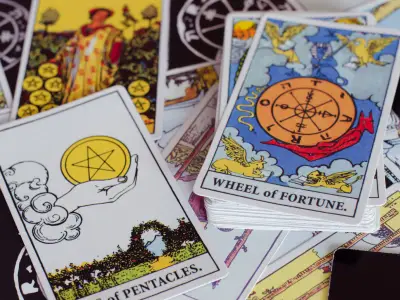Wheel of Fortune Tarot Card Meaning: Love, Health & Spiritual Insights