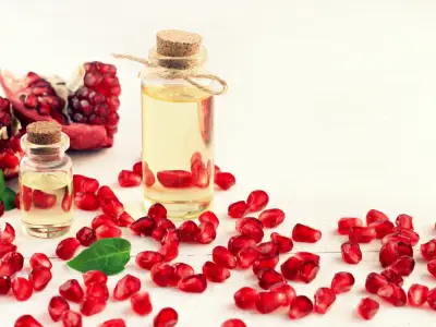 Pomegranate Oil for Your Skin: Uses and Benefits