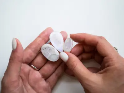 Moonstone: Properties, Uses, and Crystal Healing