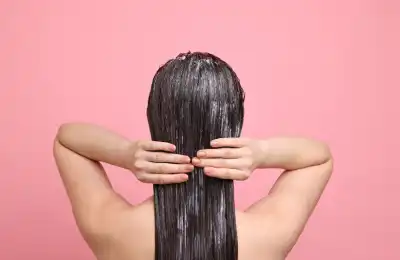 How to Use Rosemary Essential Oil on Your Hair