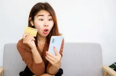 impulsive woman using credit card
