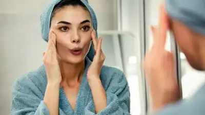 The Cheek Lifter