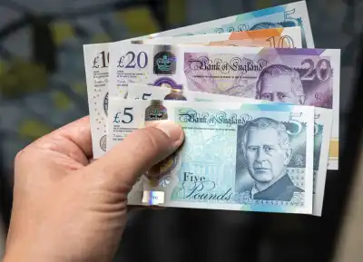 Does losing teeth in a dream mean money?