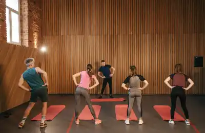 What Are the Stages of a Dance Movement Therapy Session?