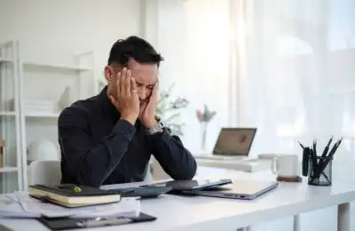 Image of someone experiencing burnout.