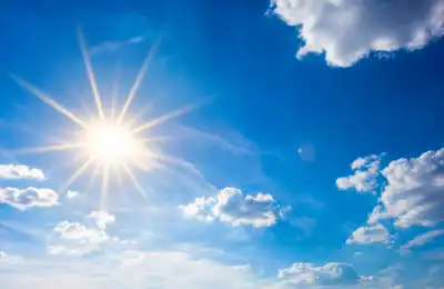 sun in blue sky