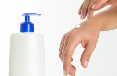 How to Use Lavender Essential Oil on Skin