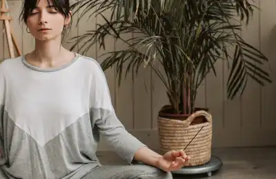 Image of someone practicing meditation.