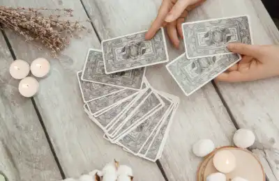 Image of tarot cards.