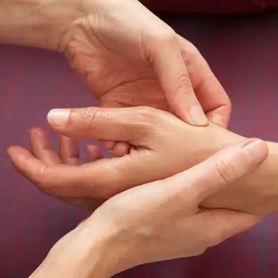 Hand Reflexology technique
