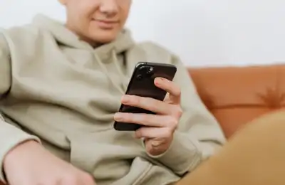 How Much Time Should You Spend on Your Phone?