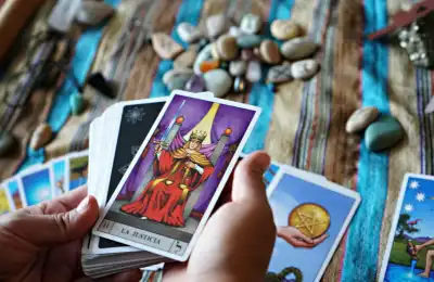 Image of the emperor tarot card.