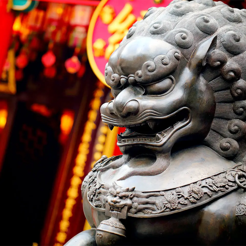 Lion statue in a Chinese temple