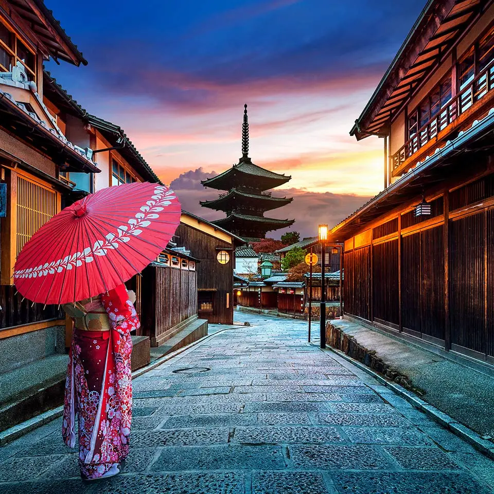 Woman wearing a traditional Japanese kimono at Yasaka Pagoda and Sannen Zaka Street in Kyoto, Japan