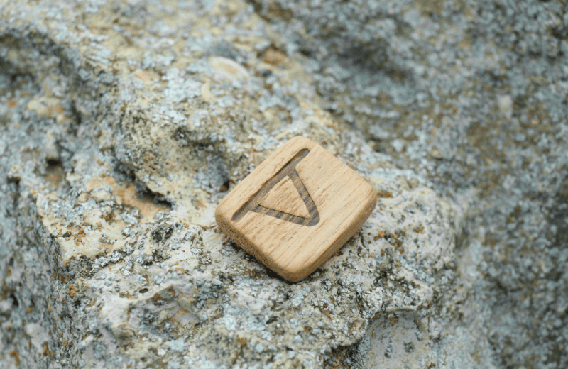 Thurisaz rune