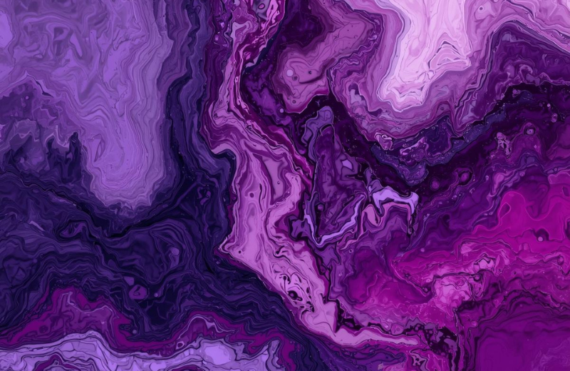 What Does a Purple Aura Mean?