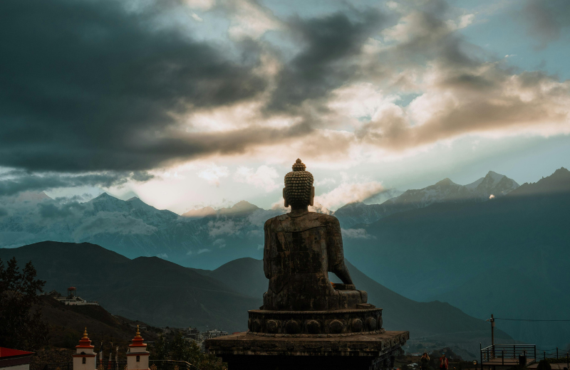 What Does the World Tarot Card Symbolise Spiritually?