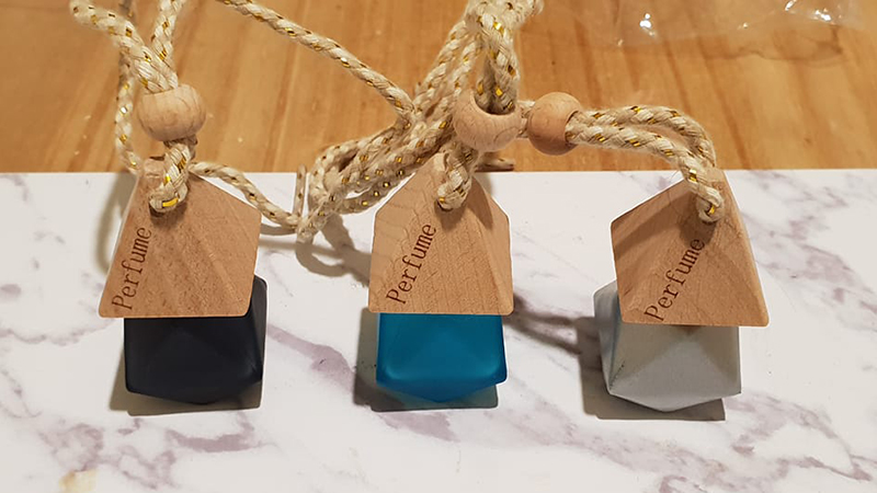 3 handmade perfumes