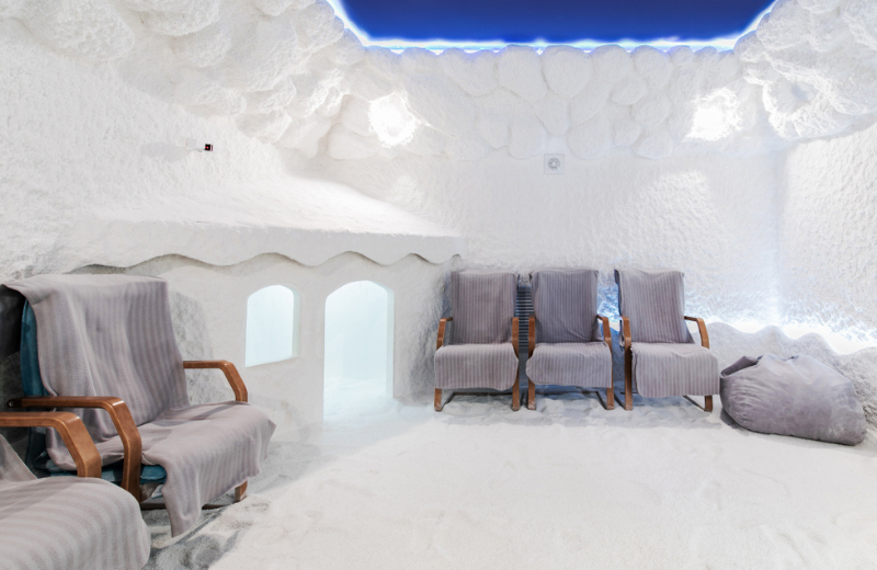 Halotherapy salt room