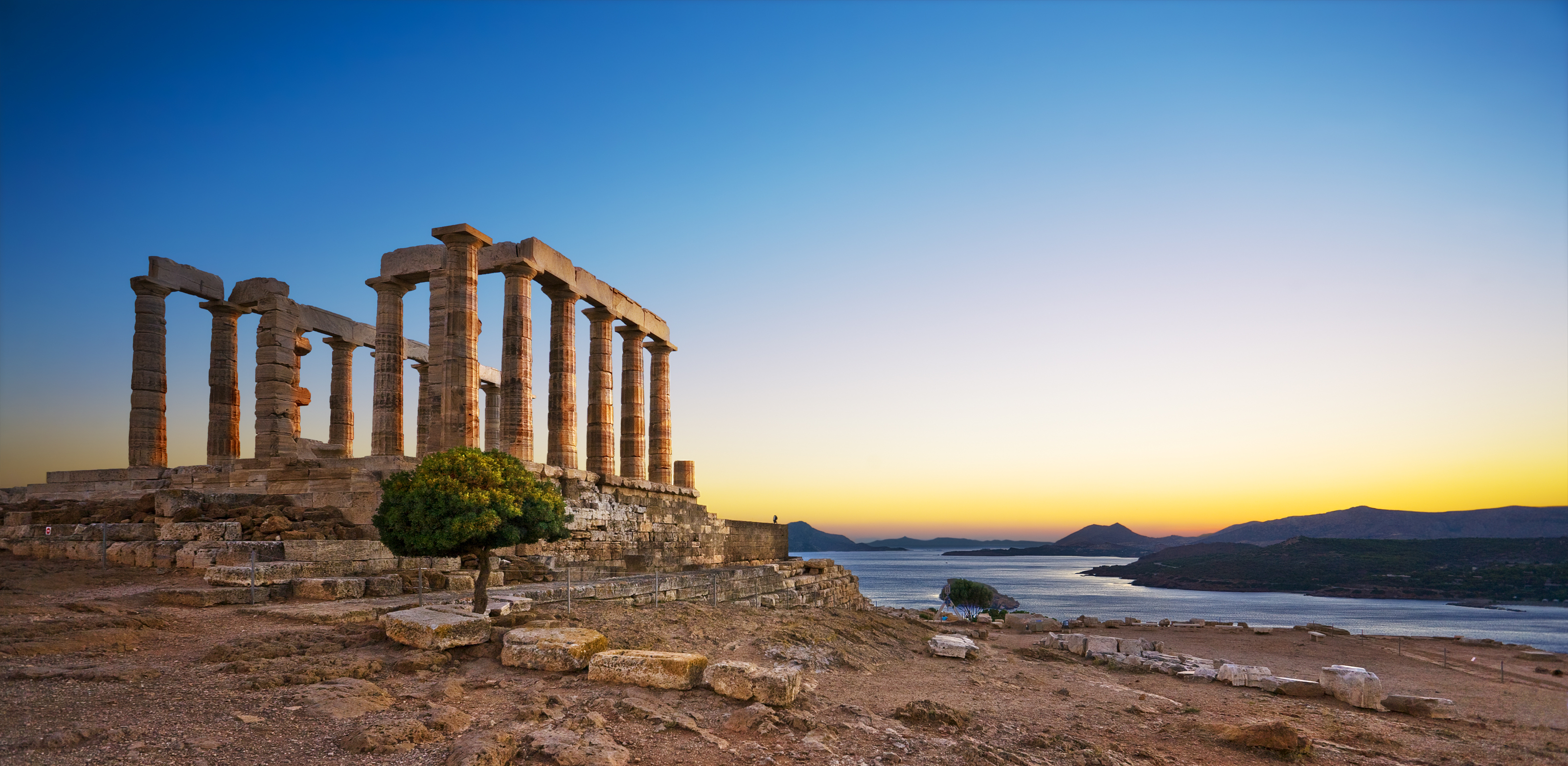 An image of the temple of Poseidon at sunset