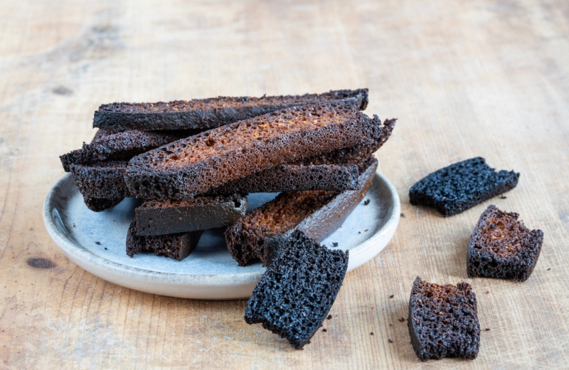 burnt cake ends