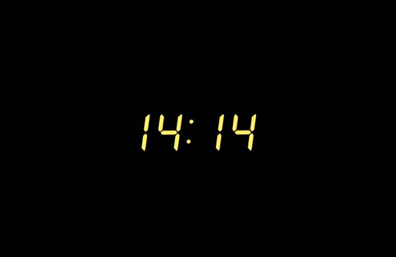 14:14 digital clock