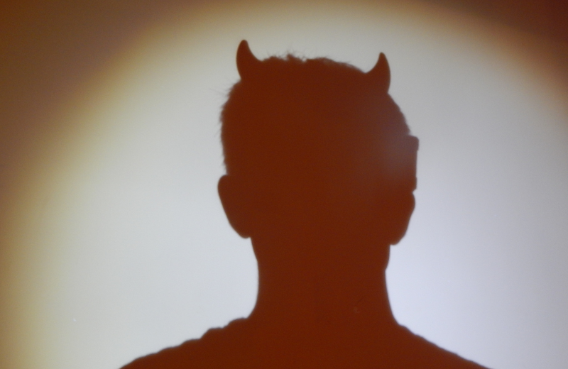 Image of devil horns.