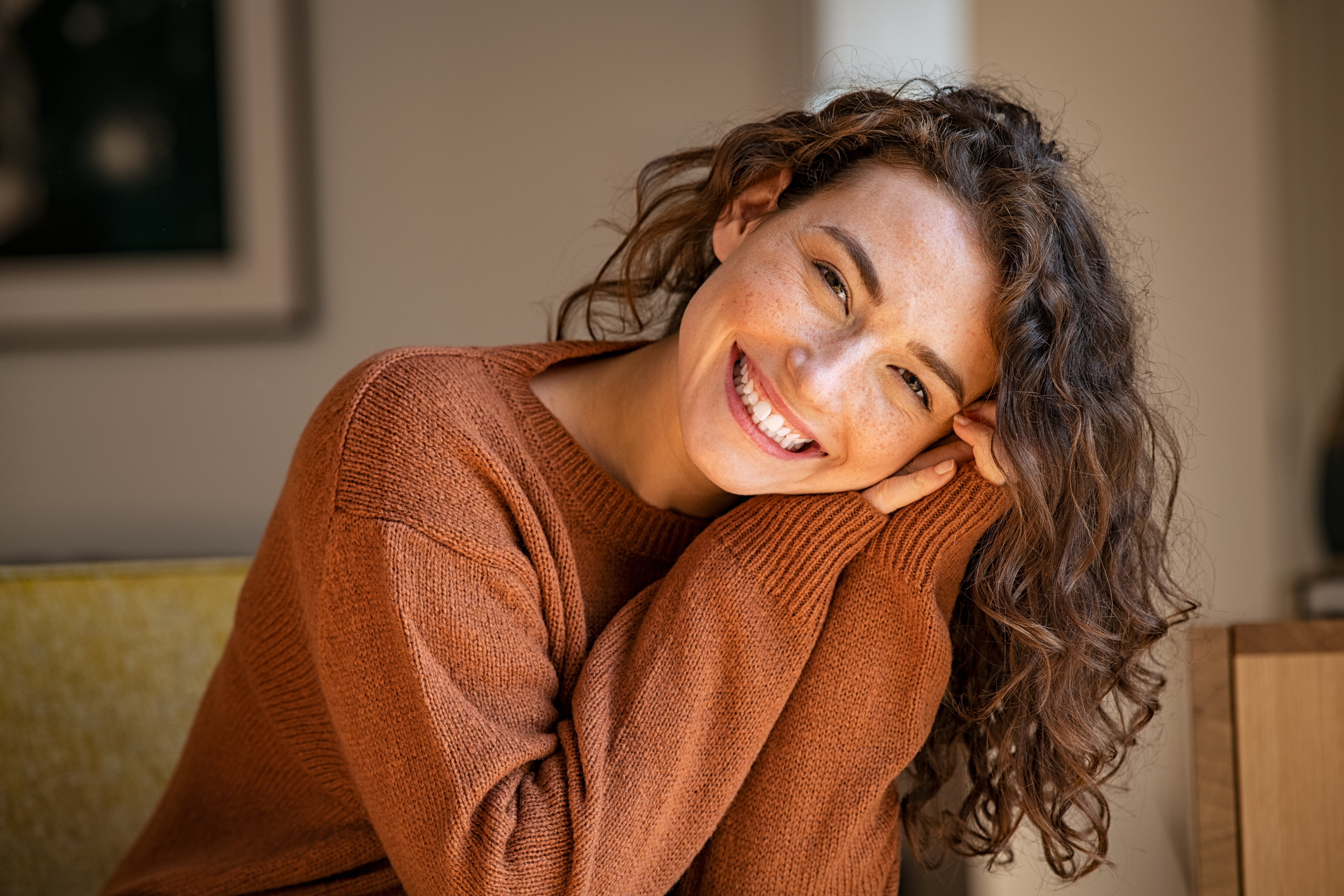 Smiling woman how to be happy