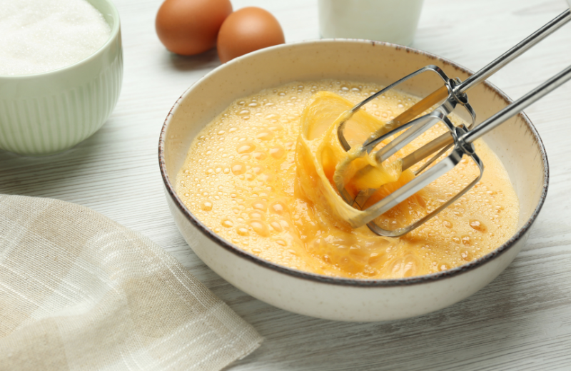 Beat Whisk Eggs Properly