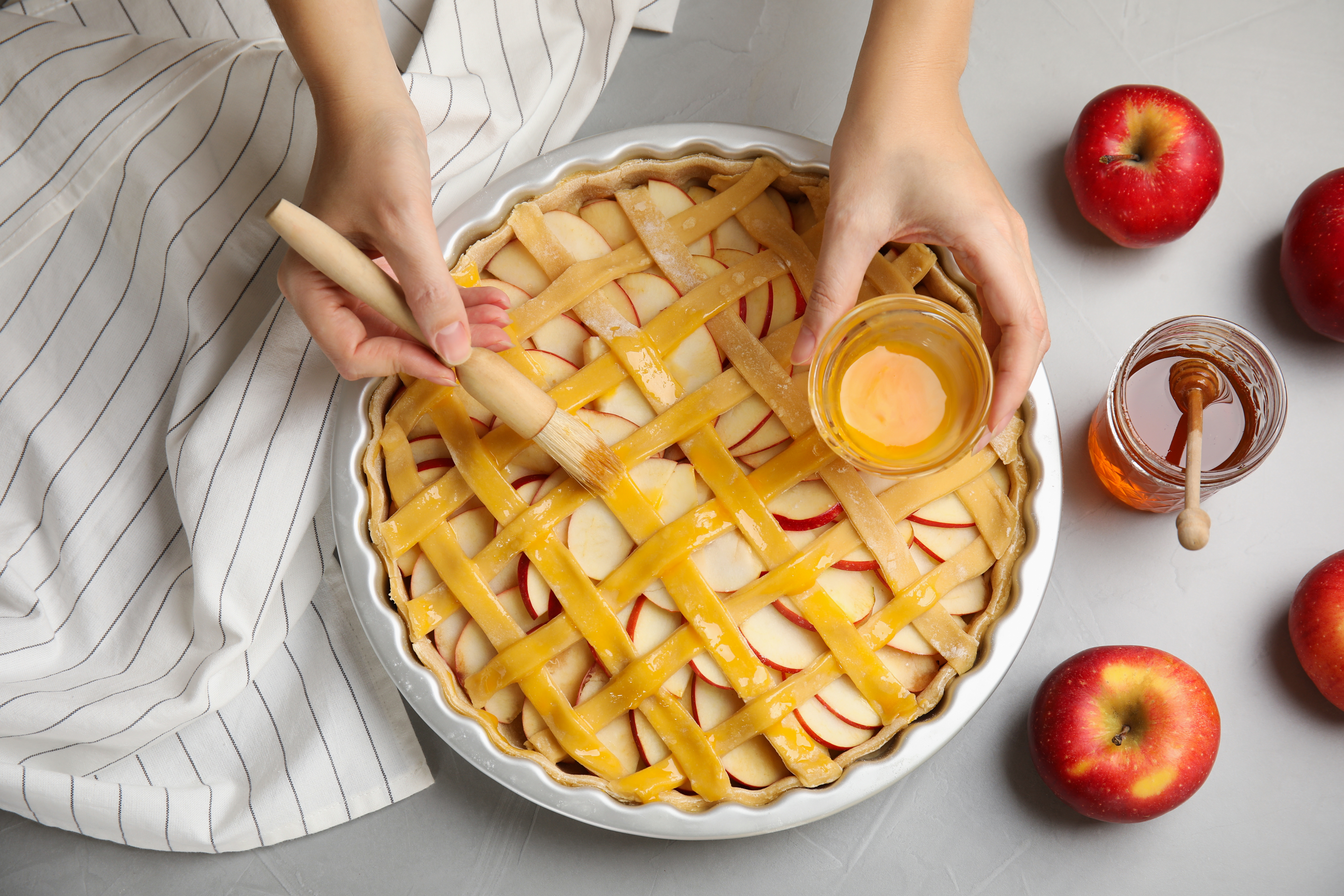 Pastry brush cake making