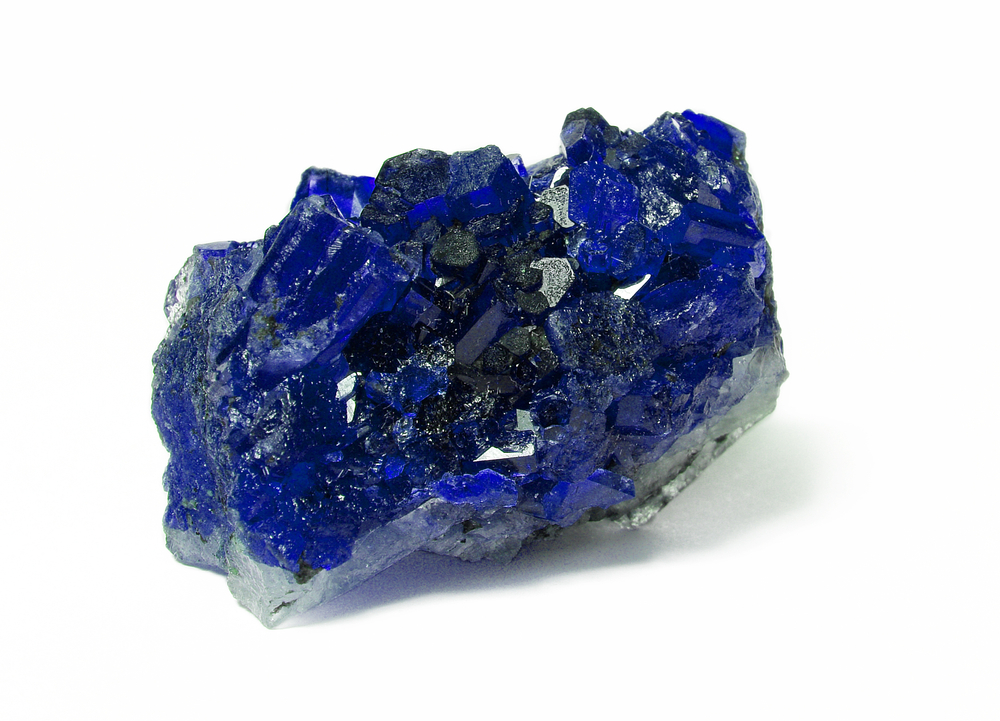 Blue sapphire crystal