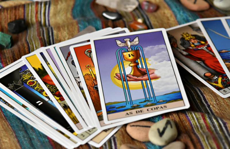 Water symbolism in tarot