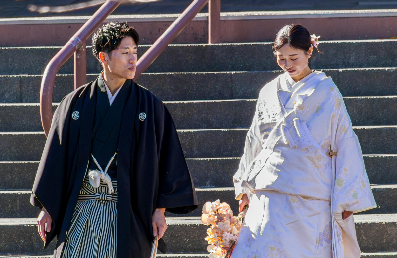 Image of traditional Japanese wedding attire.